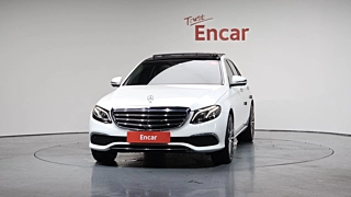 MERCEDES BENZ E-CLASS W213 2016