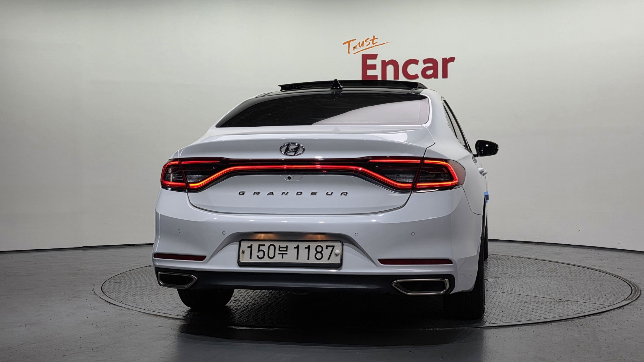 HYUNDAI GRANDEUR IG 2017