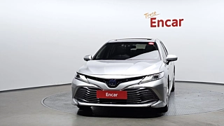 TOYOTA CAMRY XV70 2018