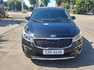 KIA CARNIVAL 2018