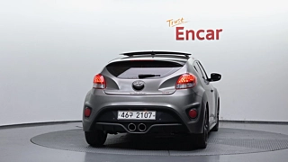 HYUNDAI VELOSTER 2016