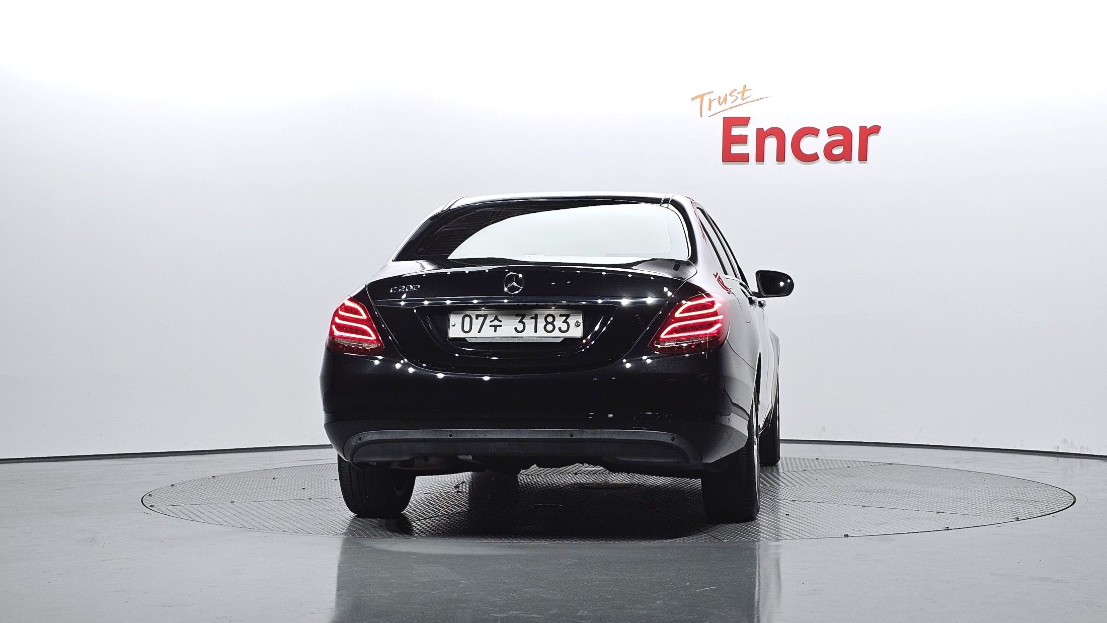 MERCEDES BENZ C-CLASS W205 2017