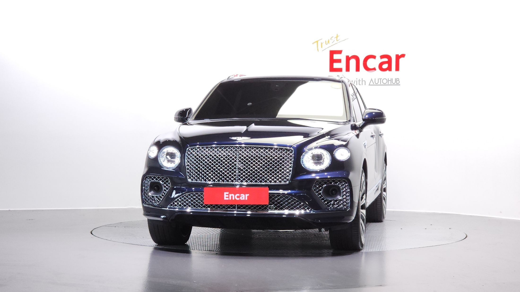 BENTLEY BENTAYGA 2022