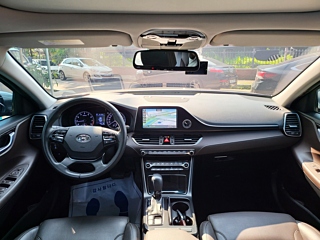 HYUNDAI GRANDEUR IG 2017