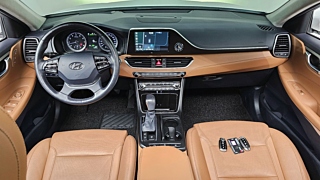 HYUNDAI GRANDEUR IG 2018