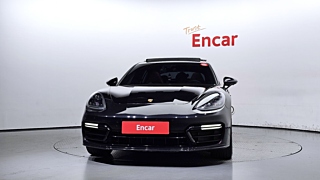 PORSCHE PANAMERA 971 2018