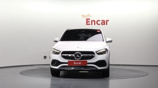 MERCEDES BENZ GLA-CLASS H247 2021