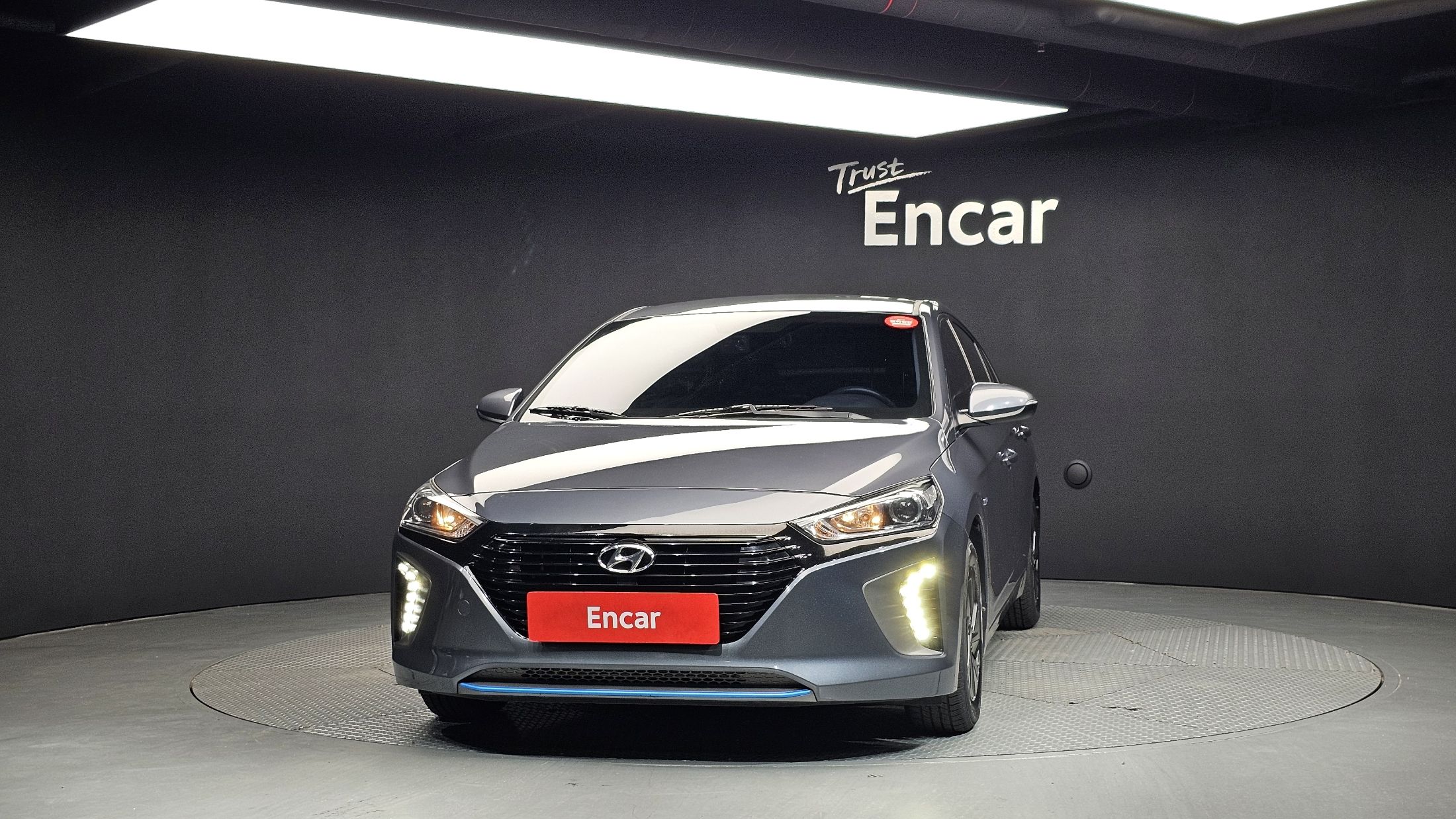 HYUNDAI IONIQ HYBRID 2016