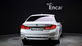 BMW 5-SERIES G30 2018