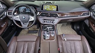 BMW 7-SERIES G11 2016