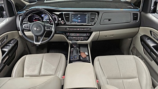 KIA CARNIVAL 2017
