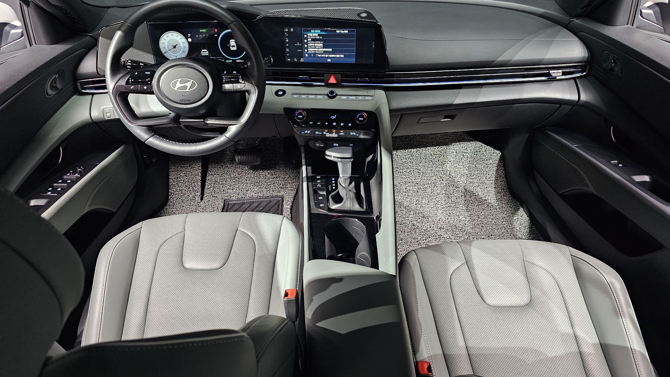 HYUNDAI AVANTE CN7 2024