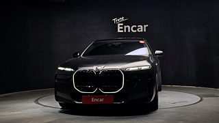 BMW 7-SERIES G70 2025