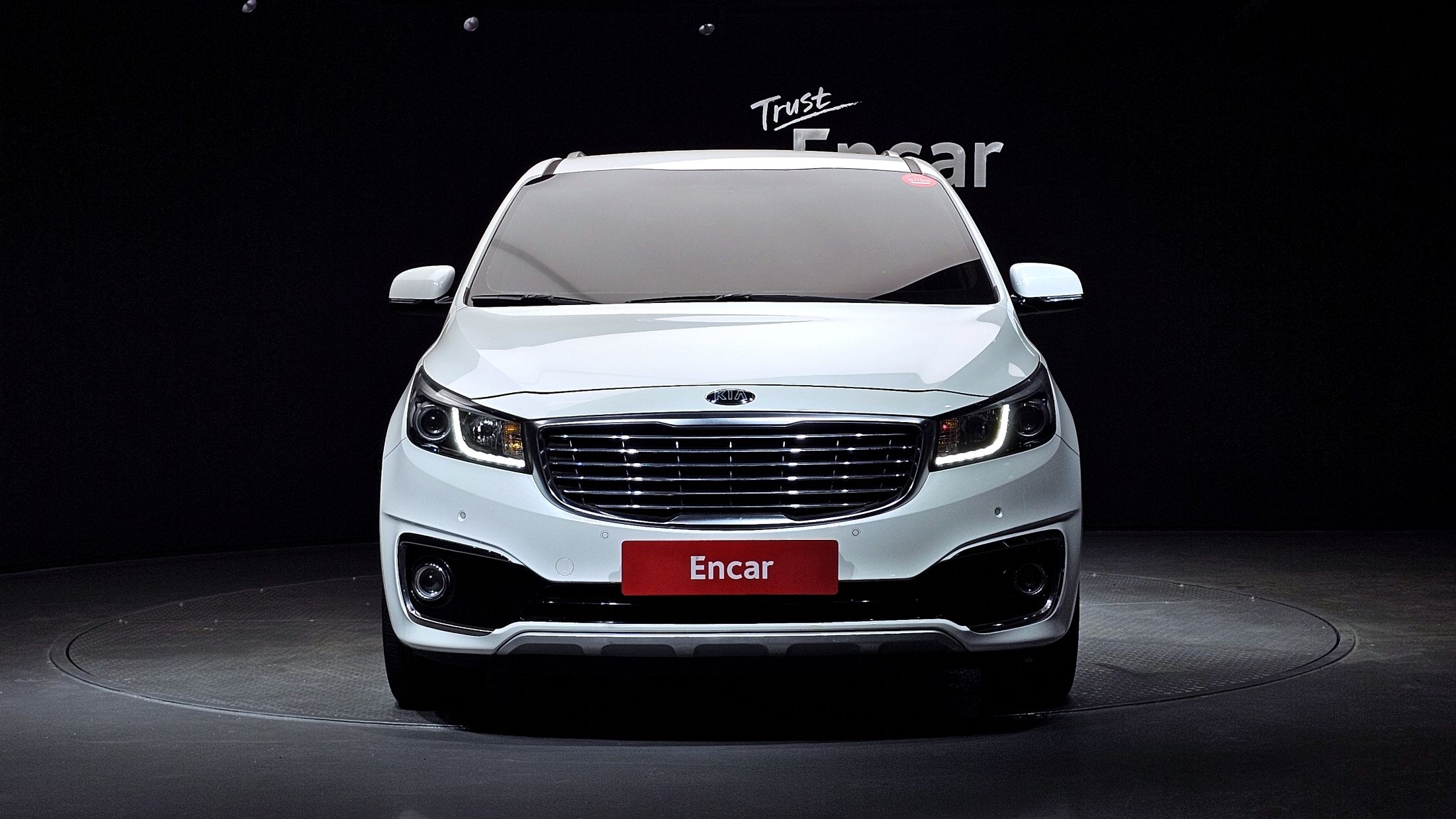 KIA CARNIVAL 2017