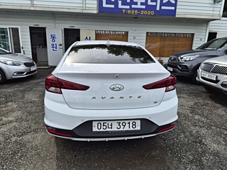 HYUNDAI AVANTE AD 2018