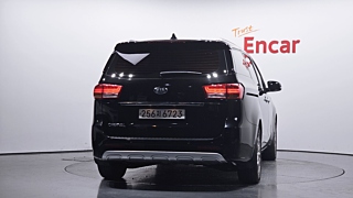 KIA CARNIVAL 2016