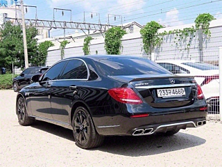 MERCEDES BENZ E-CLASS W213 2020