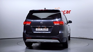 KIA CARNIVAL 2018