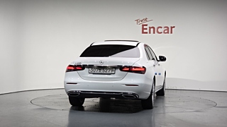 MERCEDES BENZ E-CLASS W213 2020