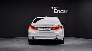 BMW 5-SERIES G30 2018