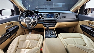 KIA CARNIVAL 2016