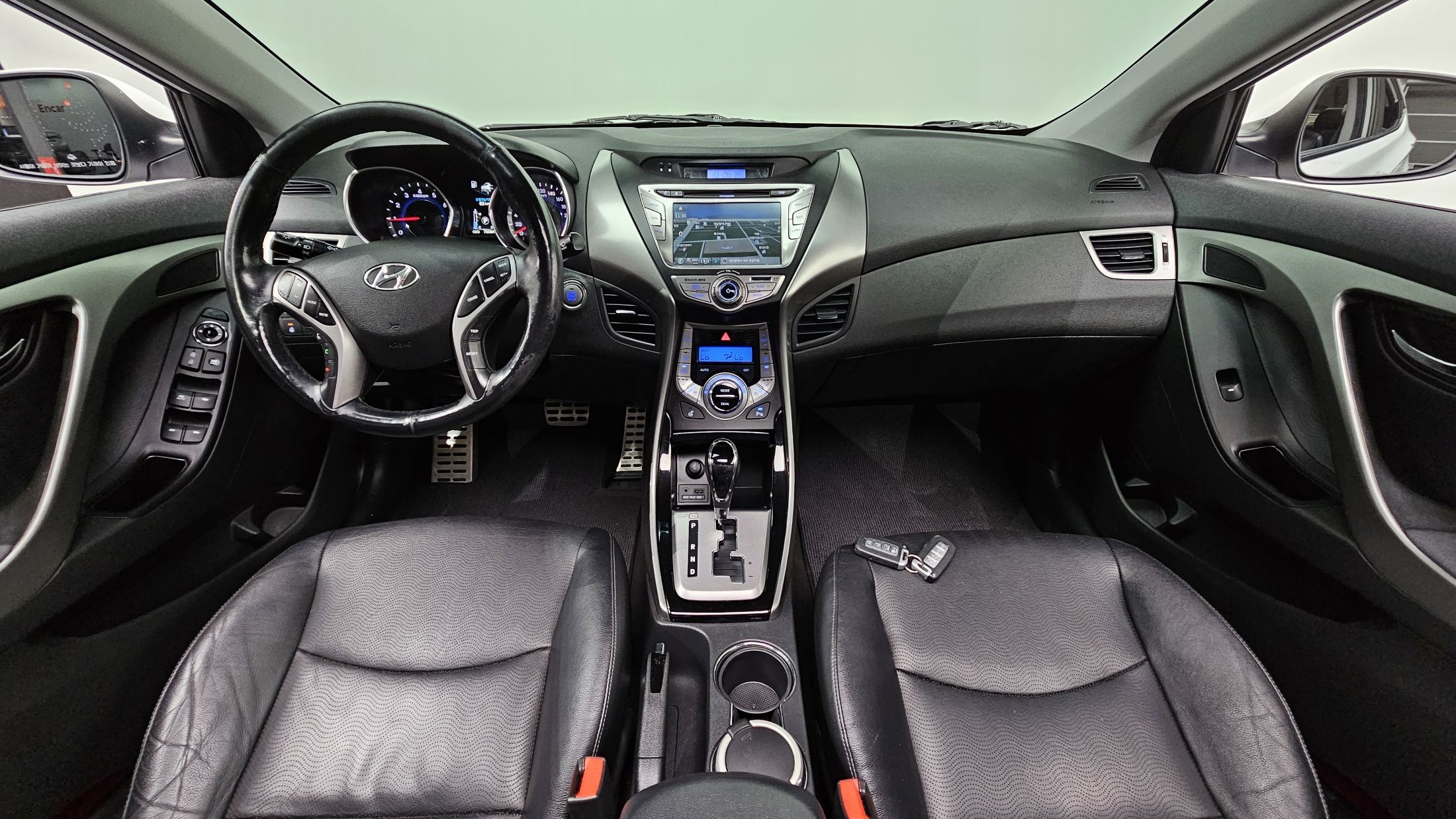 HYUNDAI AVANTE MD 2013