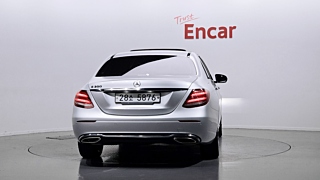 MERCEDES BENZ E-CLASS W213 2019