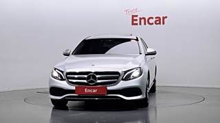 MERCEDES BENZ E-CLASS W213 2019