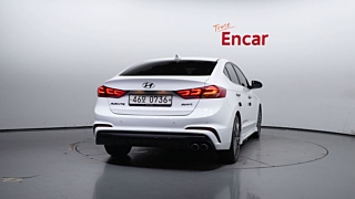 HYUNDAI AVANTE AD 2016