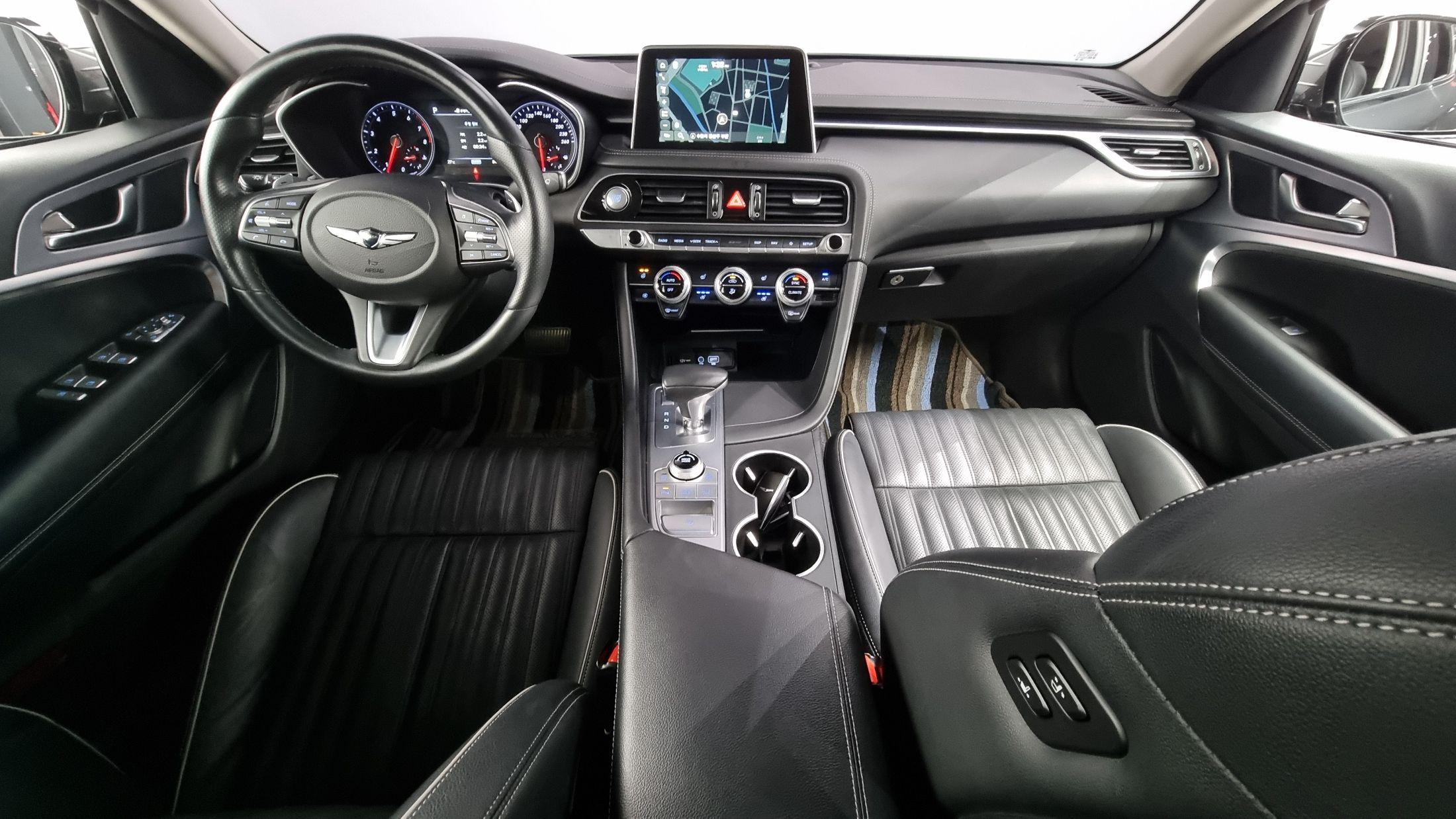GENESIS G70 2018