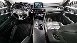 GENESIS G70 2018