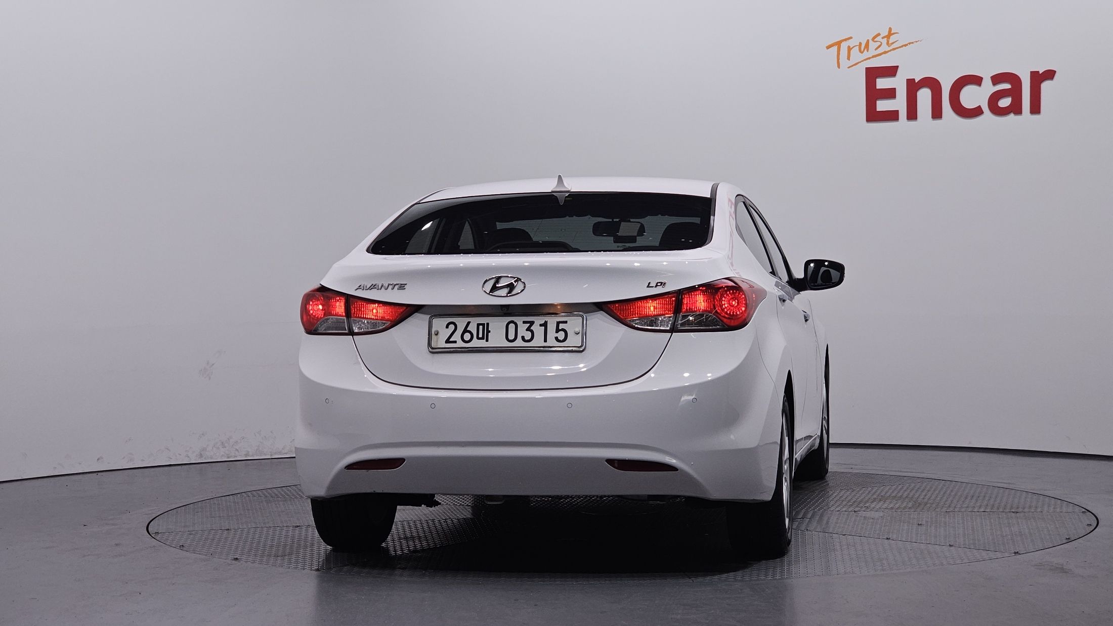 HYUNDAI AVANTE MD 2012