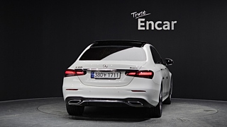 MERCEDES BENZ E-CLASS W213 2020