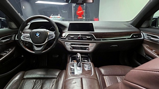 BMW 7-SERIES G11 2016