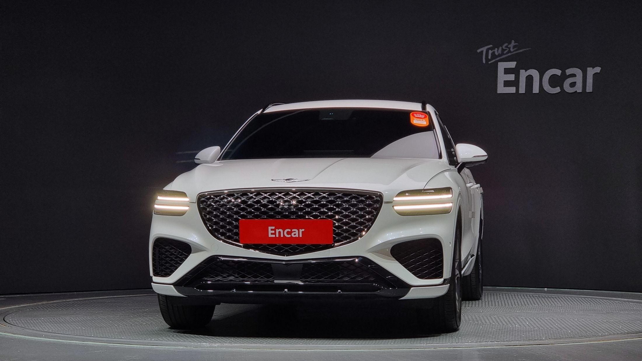 GENESIS GV70 2024