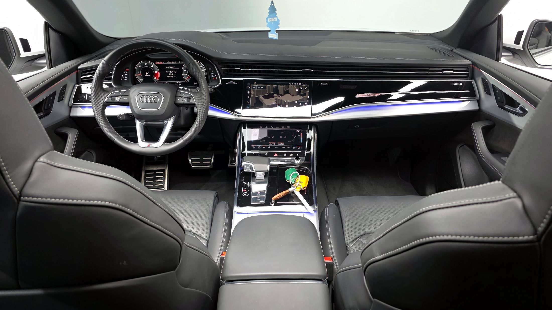 AUDI Q8 4M 2021