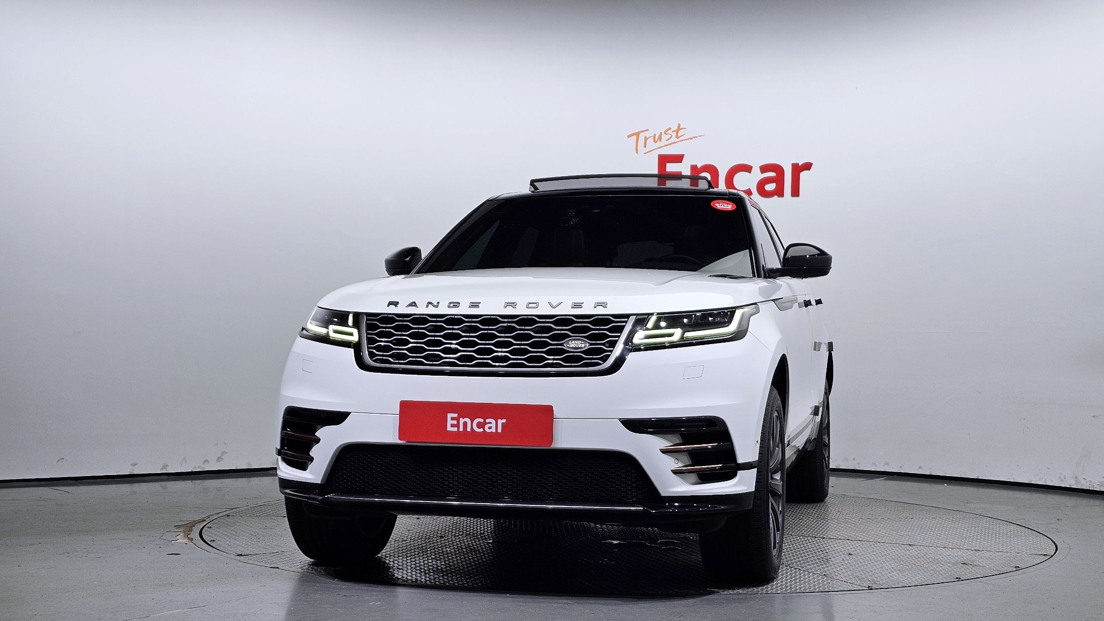 LAND ROVER RANGE ROVER VELAR 2018