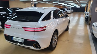 GENESIS GV70 2024