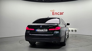 BMW 5-SERIES G30 2022
