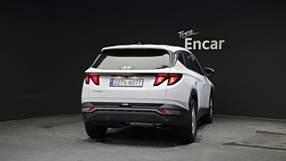 HYUNDAI TUCSON NX4 2021