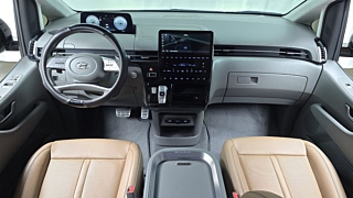 HYUNDAI STARIA 2023