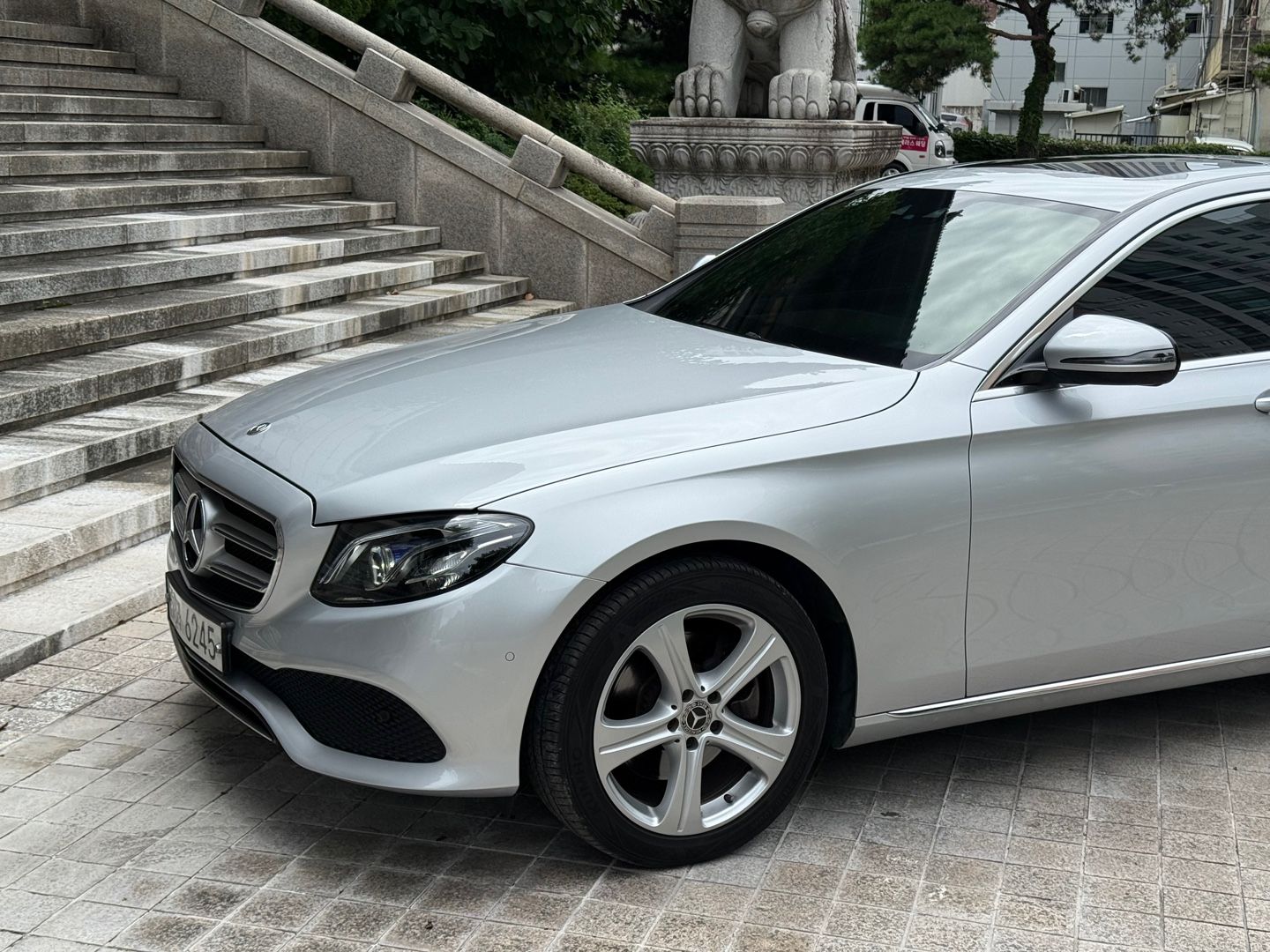 MERCEDES BENZ E-CLASS W213 2017