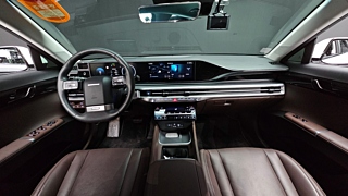 HYUNDAI GRANDEUR HYBRID GN7 2023
