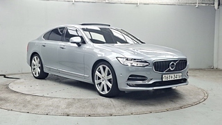 VOLVO S90 2019