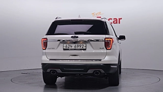FORD EXPLORER 2018