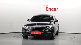 MERCEDES BENZ E-CLASS W213 2017
