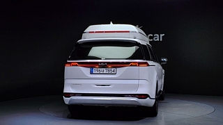 KIA CARNIVAL 2023