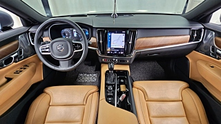 VOLVO S90 2019