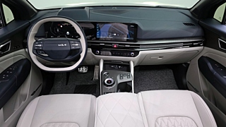 KIA SPORTAGE 2025