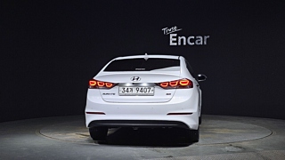 HYUNDAI AVANTE AD 2016